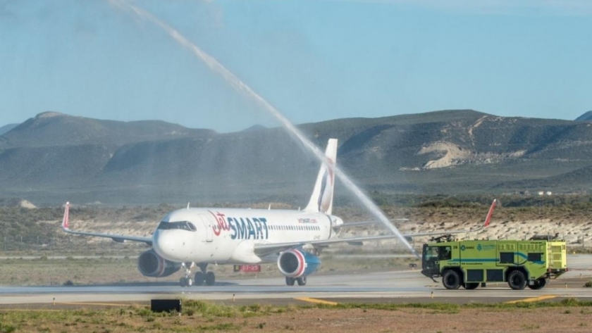 Llegó a Chubut el primer vuelo de JetSmart