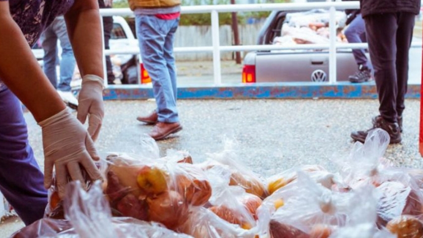 El gobierno de la provincia continúa con la entrega de módulos alimentarios