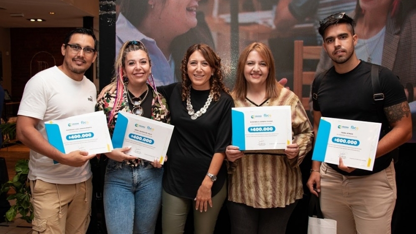 Córdoba Emprendedora entregó nuevos créditos de hasta $600.000