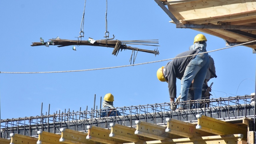 Neuquén lidera el crecimiento del empleo de la construcción a nivel nacional