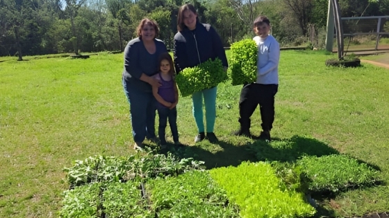Moreno entrega de semillas fortalece la agroecología