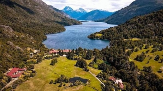 Lago Escondido turismo: naturaleza y ecoturismo en la isla