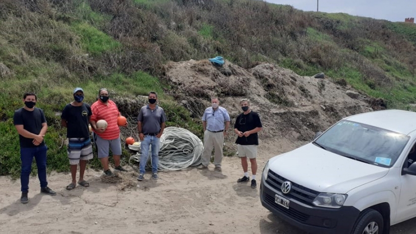 Se entregaron rollos de cabos y boyas a pescadores artesanales de Mar del Plata