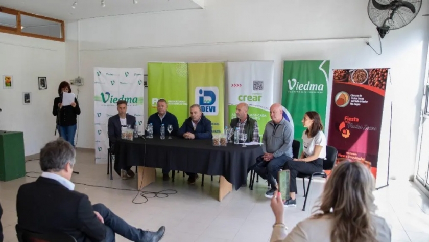 Se realizó el lanzamiento de la Fiesta Provincial de los Frutos Secos de Viedma