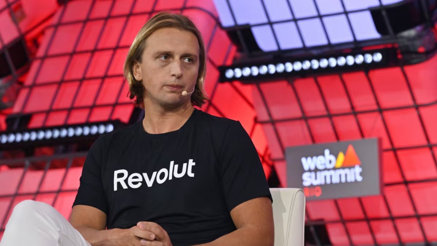 Revolut posterga su salida a Bolsa y apunta a una valoración de 100.000 millones de dólares
