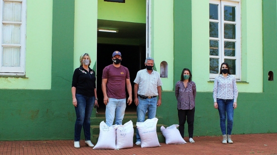 El Agro y municipios impulsan bancos de semillas de maíces criollos