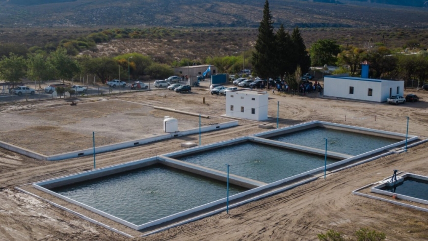 Raul Jalil inauguró obras de agua que benefician a familias de San José y Santa María