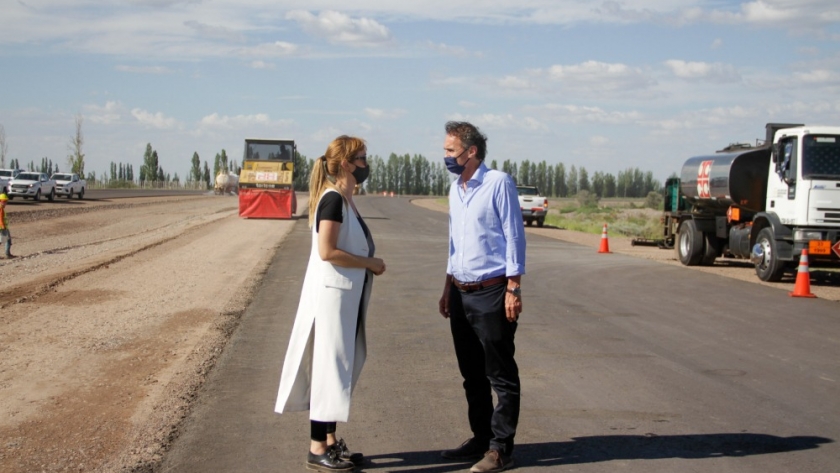 Katopodis recorrió obras en marcha en Mendoza