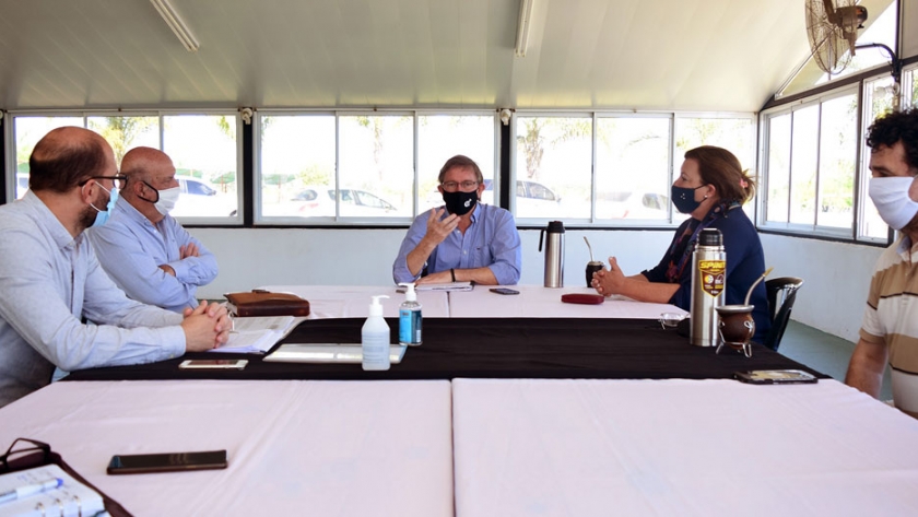 La provincia pondrá en marcha un nuevo modelo de gestión para el mantenimiento de caminos rurales