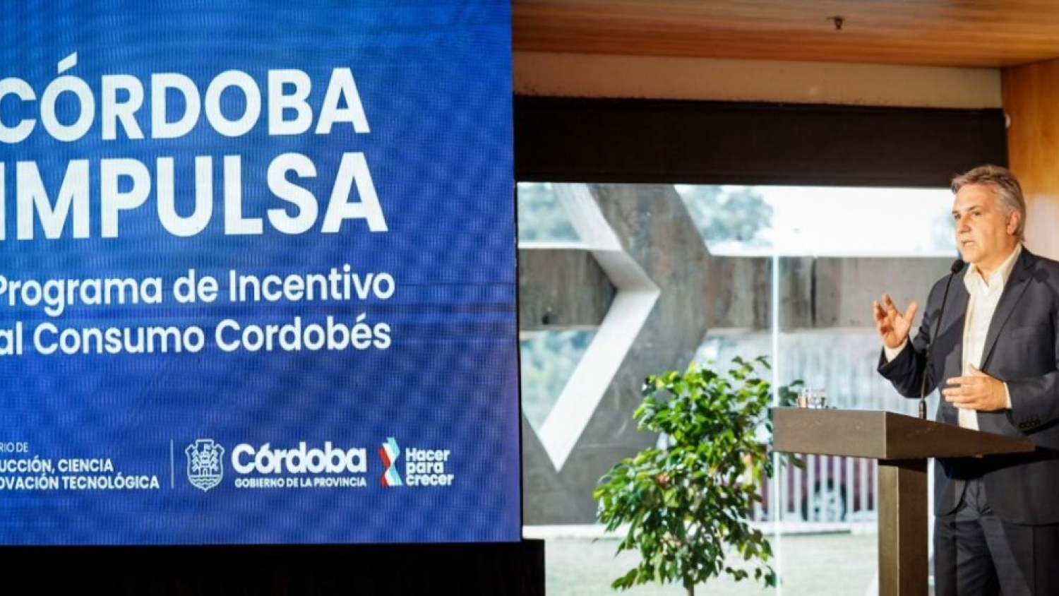 Llaryora lanzó Córdoba Impulsa para reactivar el comercio