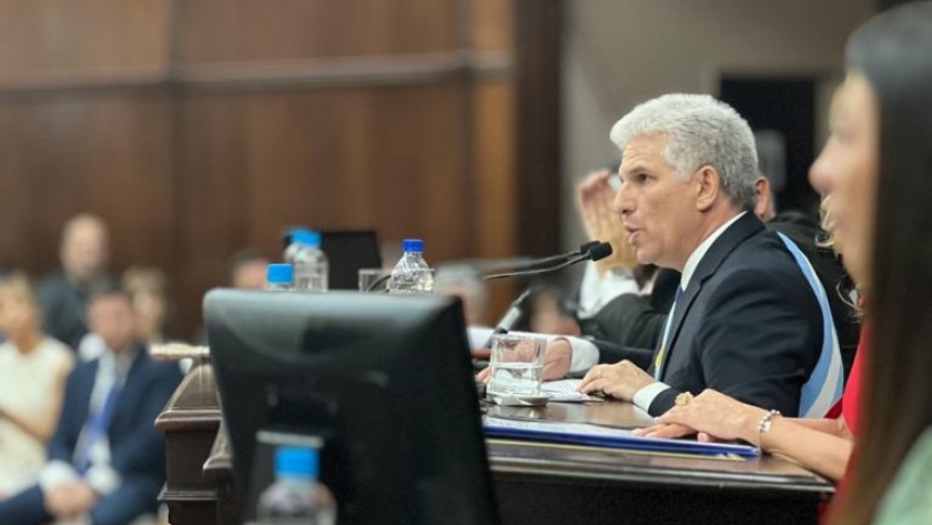 “Analicemos la necesidad de convertir nuestra Legislatura en un sistema unicameral”