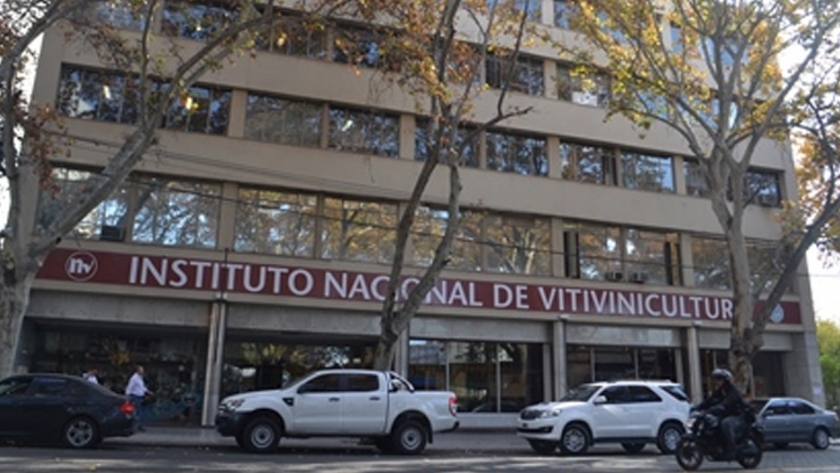 Trámites del Instituto Nacional de Vitivinicultura se pueden realizar en varios municipios de Mendoza
