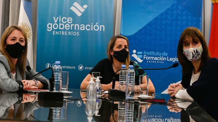 La Vicegobernadora Laura Stratta encabezó el lanzamiento del Instituto de Formación Legislativa de Entre Ríos