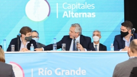 Capitales Alternas: el Presidente anunció obras y suscribió acuerdos en Tierra del Fuego
