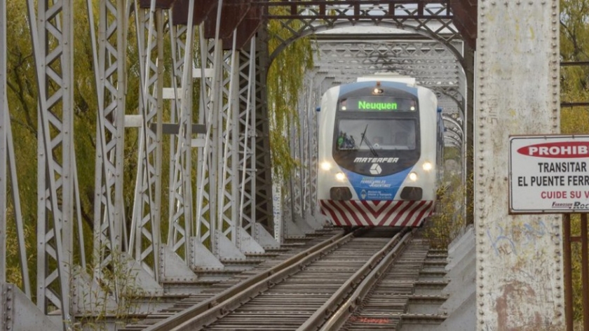 Gutiérrez viaja a Buenos Aires para ultimar detalles del regreso del tren a Plottier