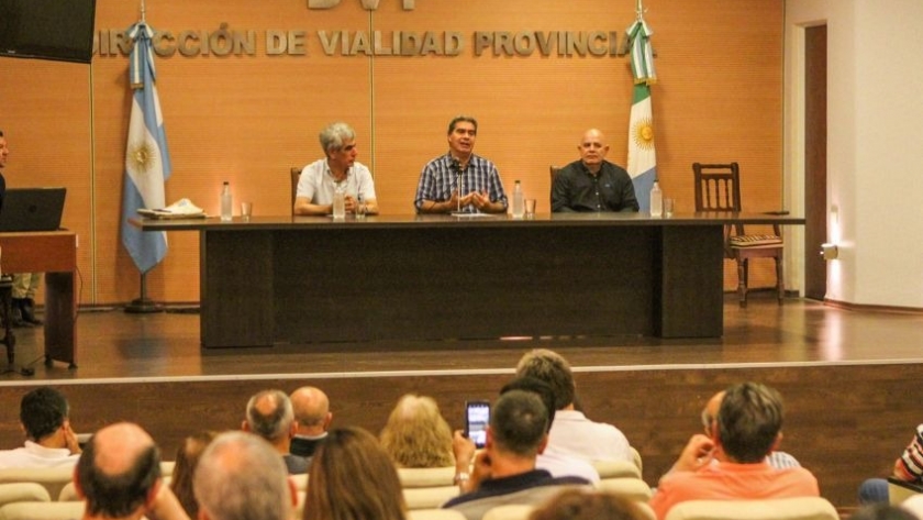 Más pavimento para la zona sur de Resistencia: el gobierno abrió los sobres de licitación para 39 cuadras