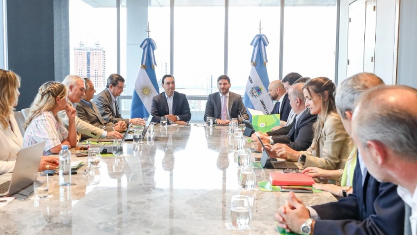 Los Gobernadores de Corrientes y Santa Fe encabezaron una reunión de trabajo para una agenda común de desarrollo
