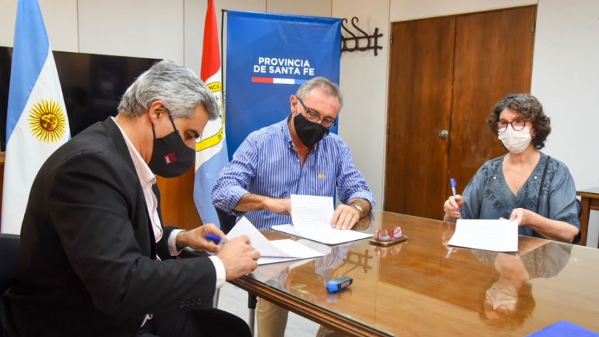 La provincia firmó un convenio para avanzar en la puesta en marcha del Programa Construyendo Industria
