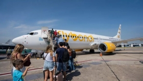 Flybondi aumentará sus vuelos y lanzará descuentos para impulsar el turismo en Salta durante el verano