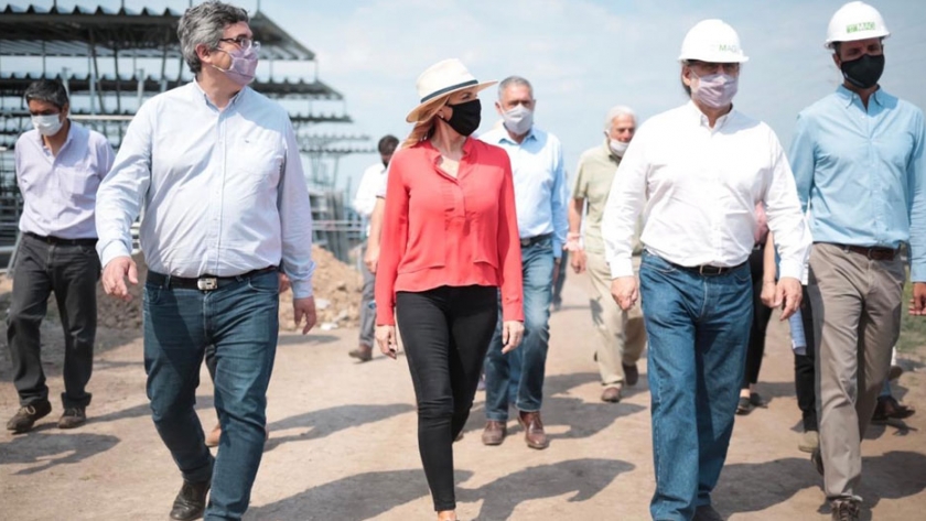 El ministro Rodríguez recorrió las obras del nuevo Mercado Agroganadero en Cañuelas junto a Basterra