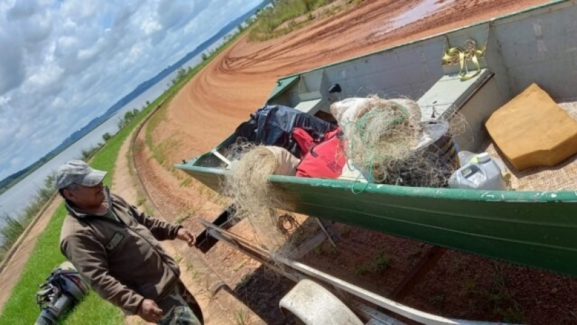 Siguen los estrictos controles para que se cumpla la veda de pesca en Misiones