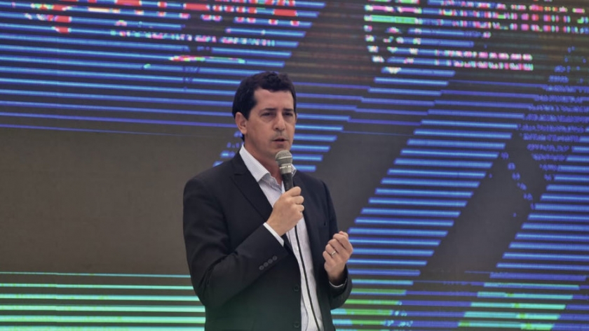 Eduardo de Pedro: "Estamos en una provincia que es un ejemplo"