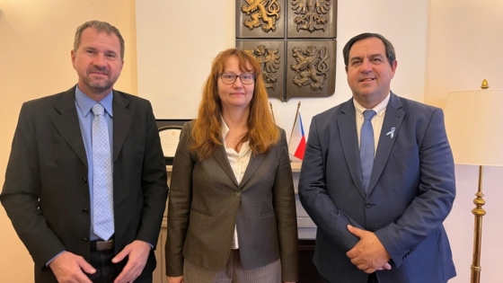 Reconquista afianza su relación con la República Checa con proyectos productivos, culturales y educativos
