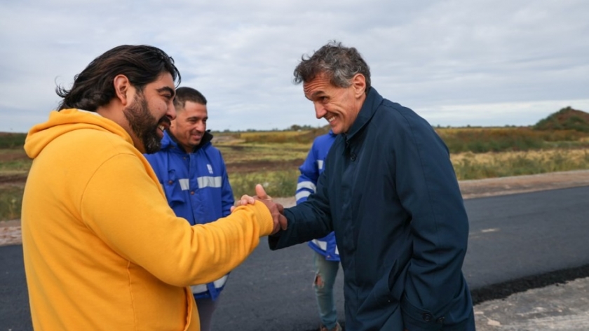 Katopodis recorrió los avances de la Variante Chacabuco de la Autopista de la Ruta 7