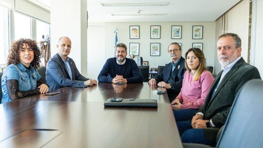 Abrieron los sobres de la licitación para la construcción de los muelles para catamaranes en Ushuaia