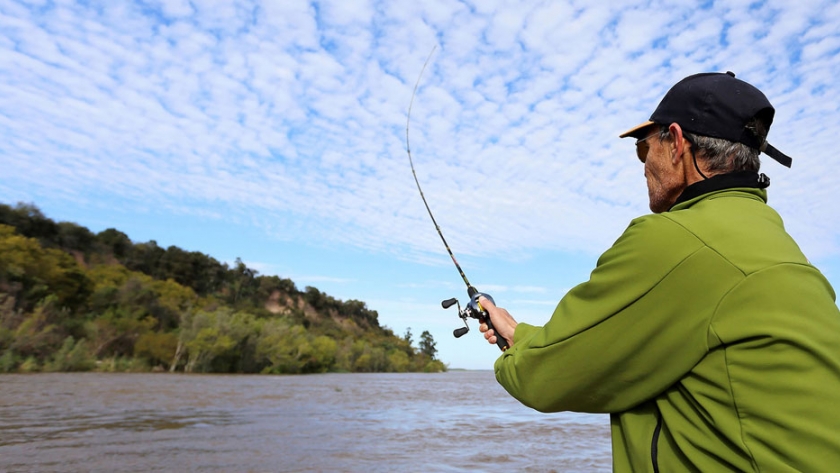 El gobierno continúa fiscalizando el cumplimiento de las normas que regulan las actividades de caza y pesca