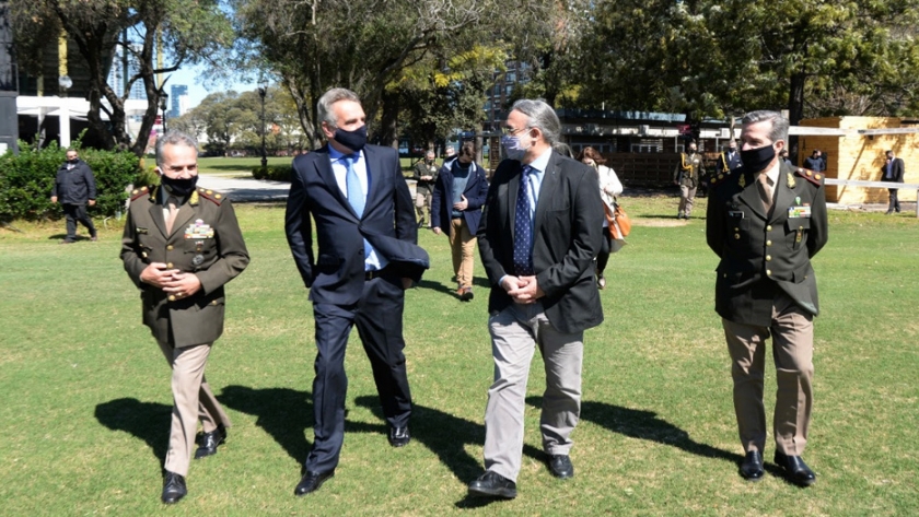 Campos militares: Basterra y Rossi acordaron potenciar la producción agrícola-ganadera