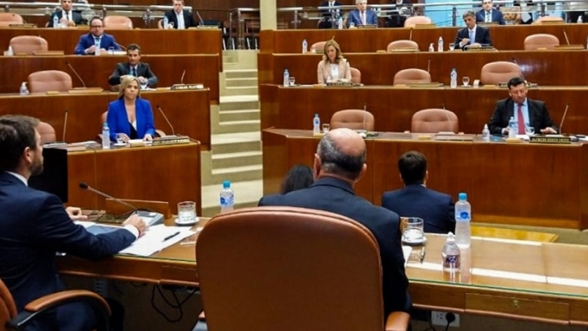 En su mensaje anual en Diputados, Uñac marcó los logros de su gestión y realizó diversos anuncios