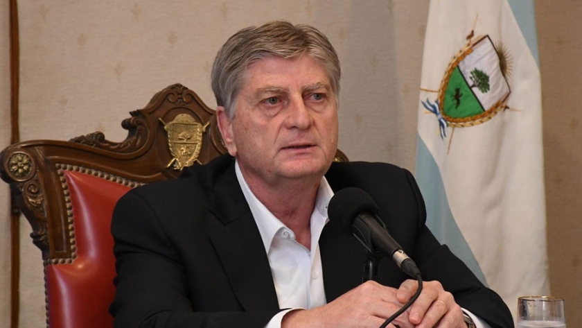Ziliotto anunció nueva línea de créditos y la aplicación de impuestos a bancos privados