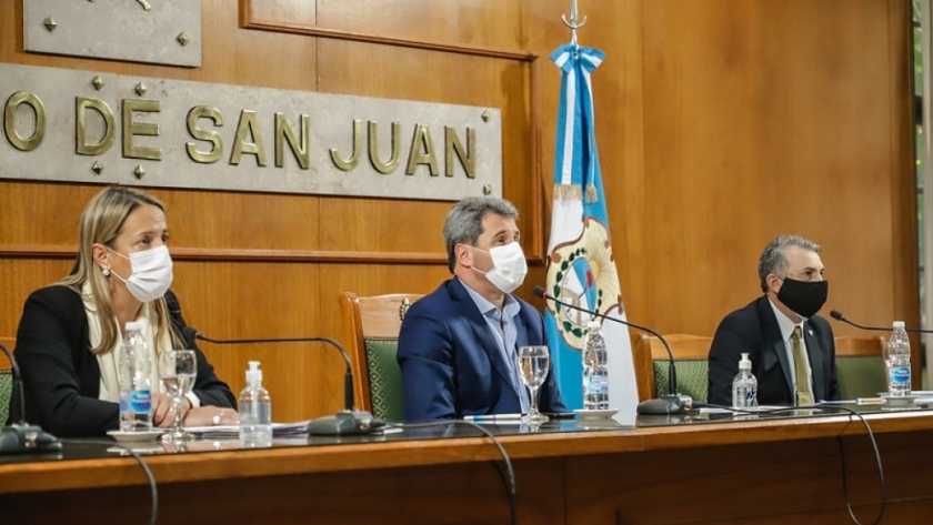 El gobernador Uñac participó de una reunión con el ministro de Transporte de la Nación, Alexis Guerrera