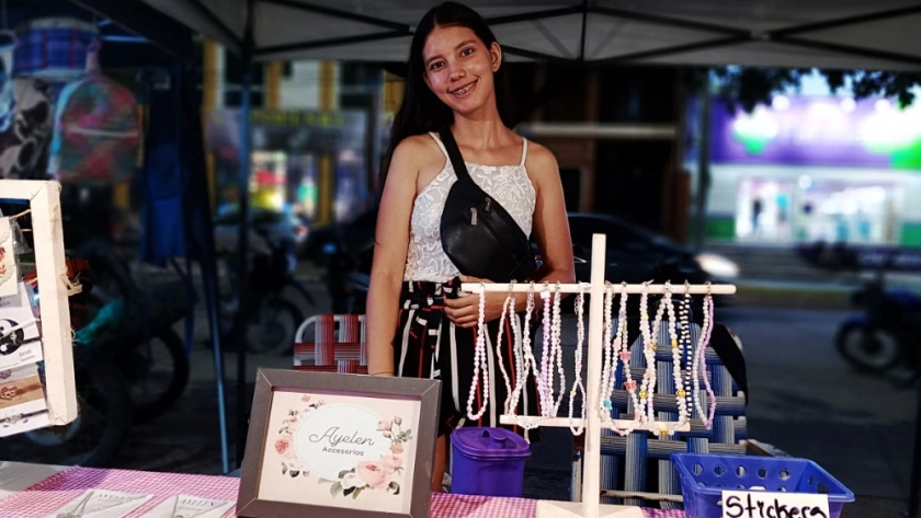 Entre Chamamé y artesanías brilló la Feria de Emprendedores