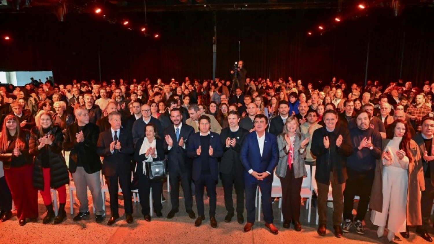 Kicillof reúne al sector tecnológico para impulsar el desarrollo