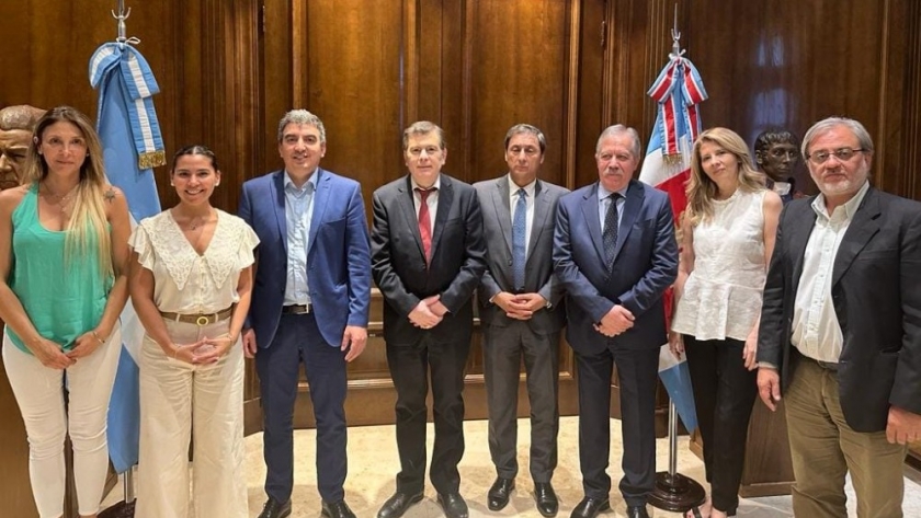 El mandatario provincial se reunió con Iván Camaño, nuevo subsecretario de Cultura de la Nación
