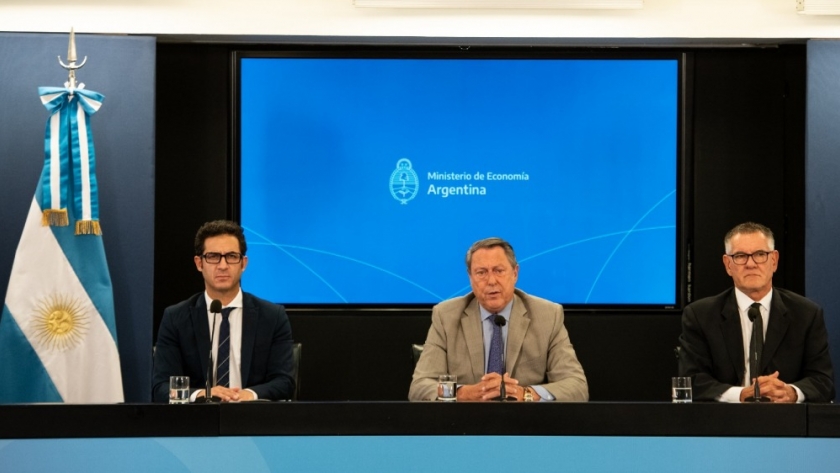 Economía denunció en la Justicia Federal a una organización que exigía dinero para la aprobación de SIRAS para importaciones