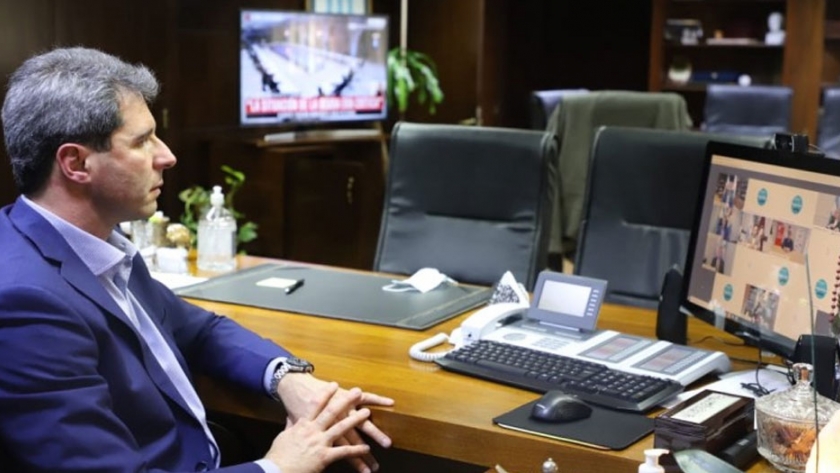 Uñac participó de los anuncios presidenciales sobre la adhesión al canje de deuda