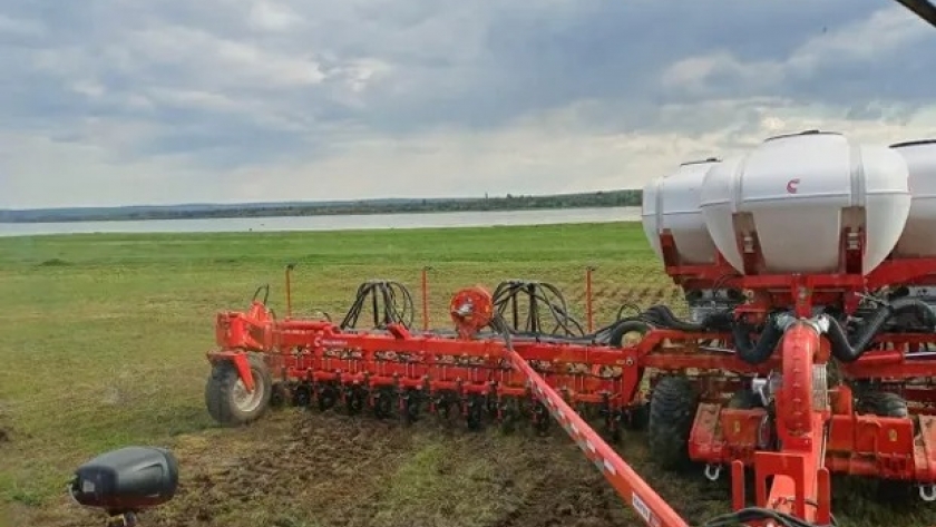 En imágenes: el inhóspito lugar al que llegaron las sembradoras argentinas de Crucianelli
