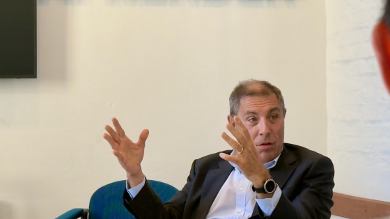 Orsi ajusta las proyecciones económicas y enfocará el gasto en infancia y seguridad