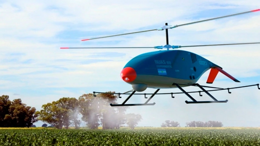 Invento argentino: un helicóptero para hacer aplicaciones eficientes en condiciones difíciles