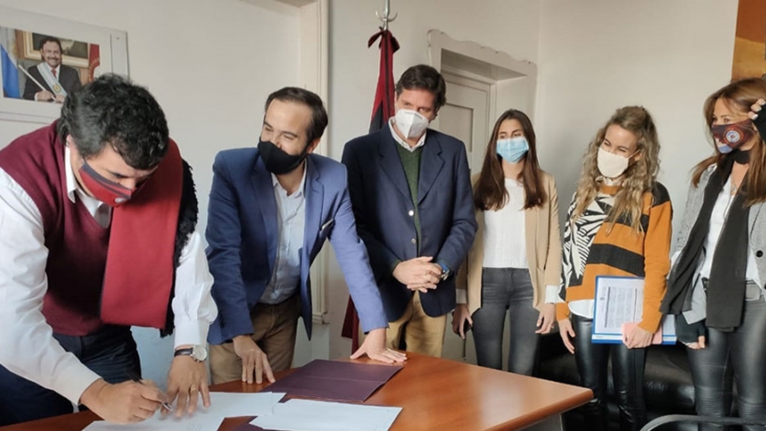 Promueven el desarrollo científico y educativo a través de la formación y capacitación