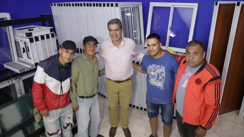 Fortalecimiento de las economías populares: Capitanich inauguró el centro de capacitación laboral de la agrupación social cabecitas negras