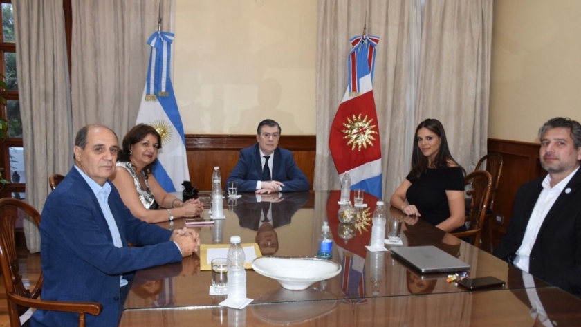 Zamora recibió a Mayra Matos Pérez, ex Miss Puerto Rico 2009