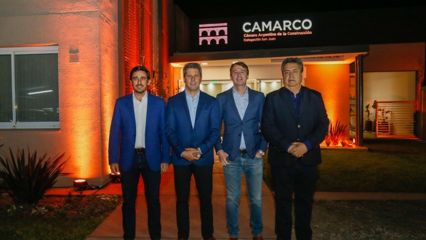 Uñac presidió la inauguración de obras de remodelación en la sede local de la Cámara Argentina de la Construcción
