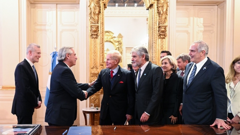 El Gobierno nacional oficializó junto a la NASA la adhesión a los Acuerdos Artemisa