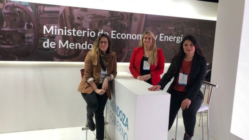 *Mendoza* participó en la primera Expo de Parques Industriales