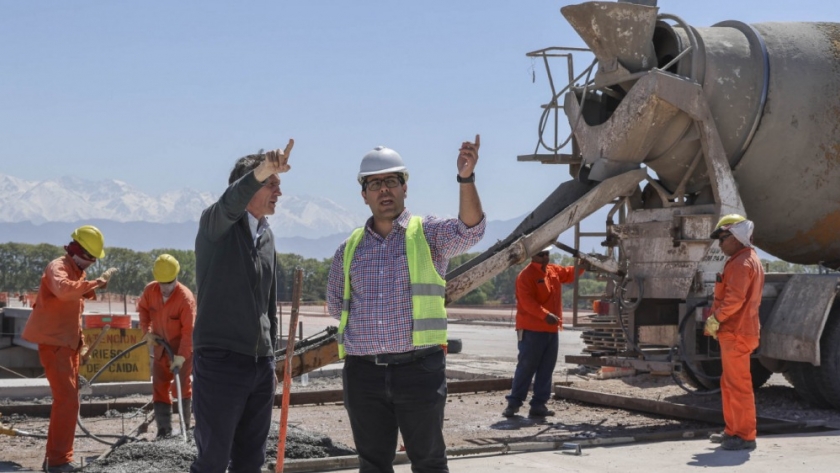 En Mendoza, Katopodis recorrió las obras viales de la Ruta 40 y la Ruta 7