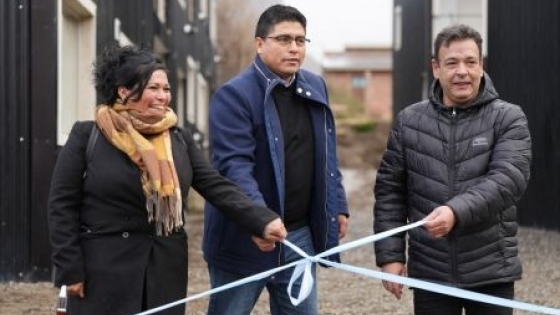 Leguizamón destacó la entrega de 22 viviendas nuevas en El Chaltén por el Gobierno Provincial